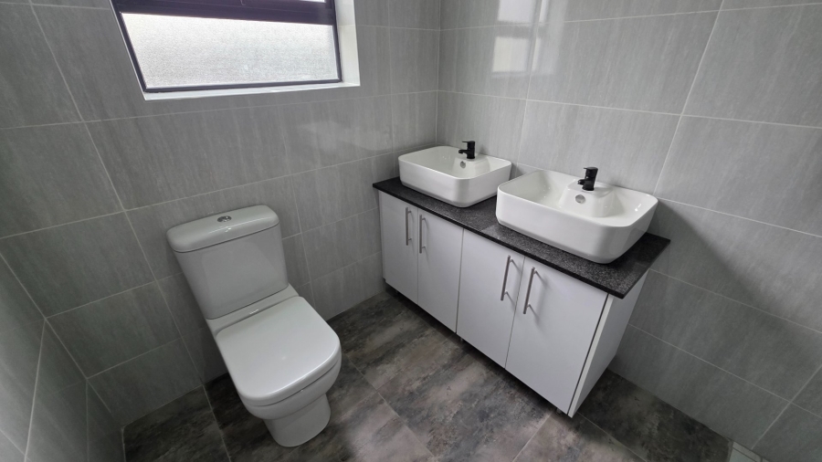 3 Bedroom Property for Sale in Island View Western Cape